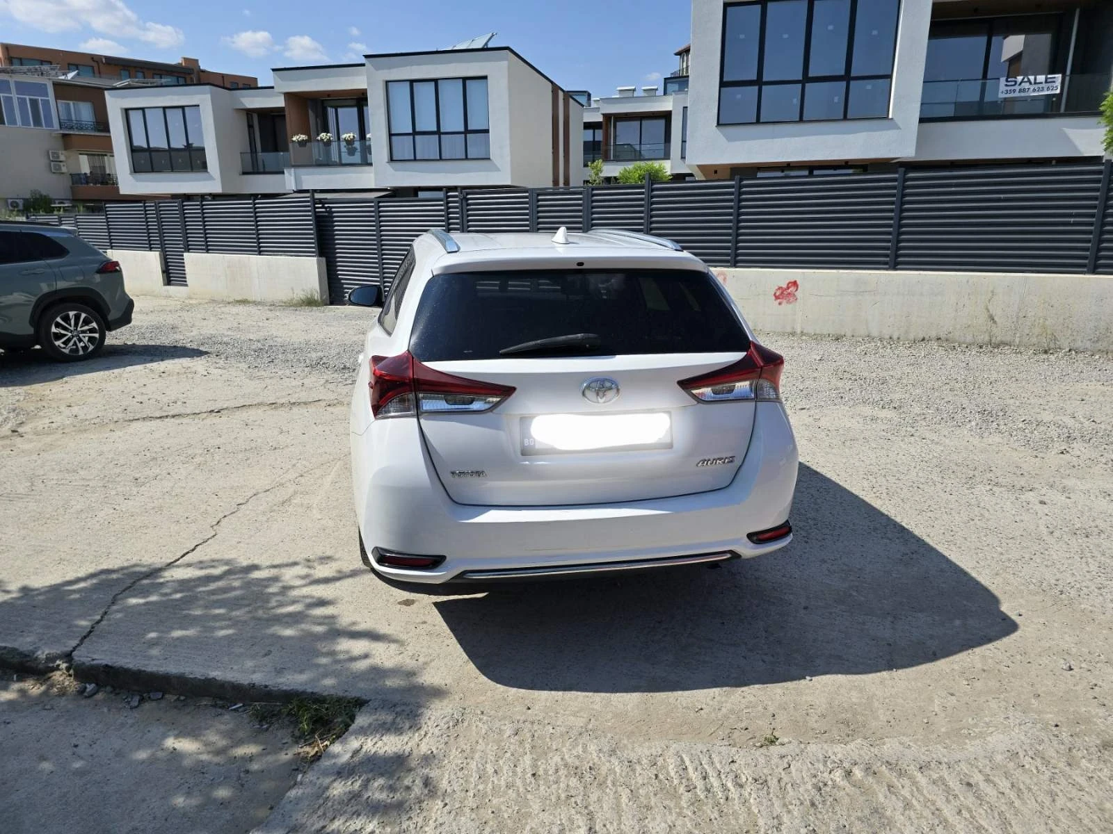 Toyota Auris 1.4 D4D-Facelift , снимка 6 - Автомобили и джипове - 55633541