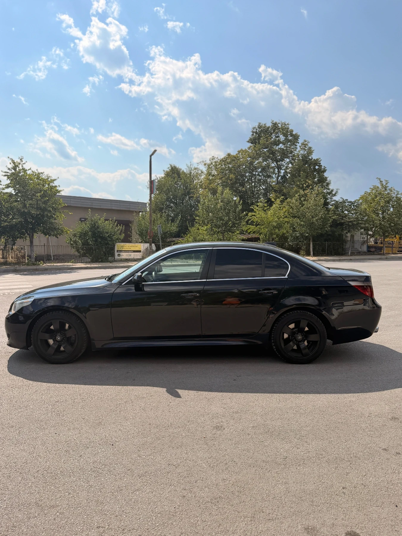 BMW 530, снимка 13 - Автомобили и джипове - 55730545