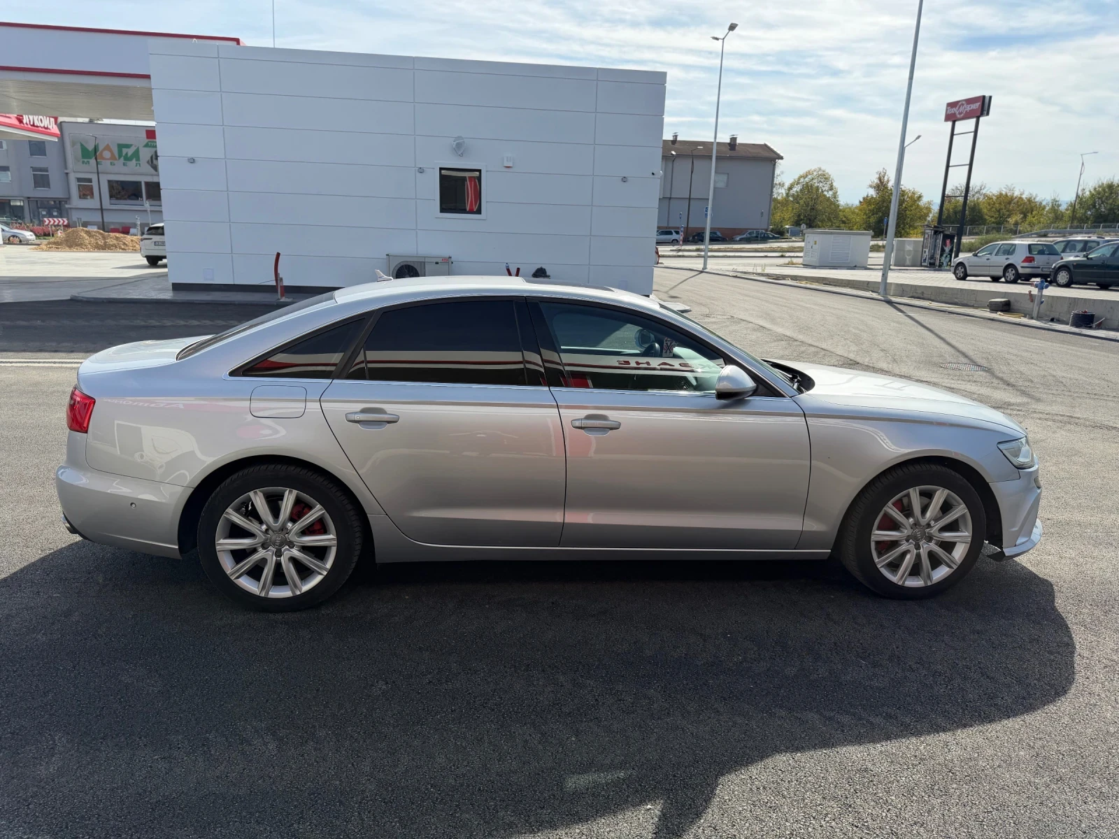 Audi A6, снимка 6 - Автомобили и джипове - 56018875