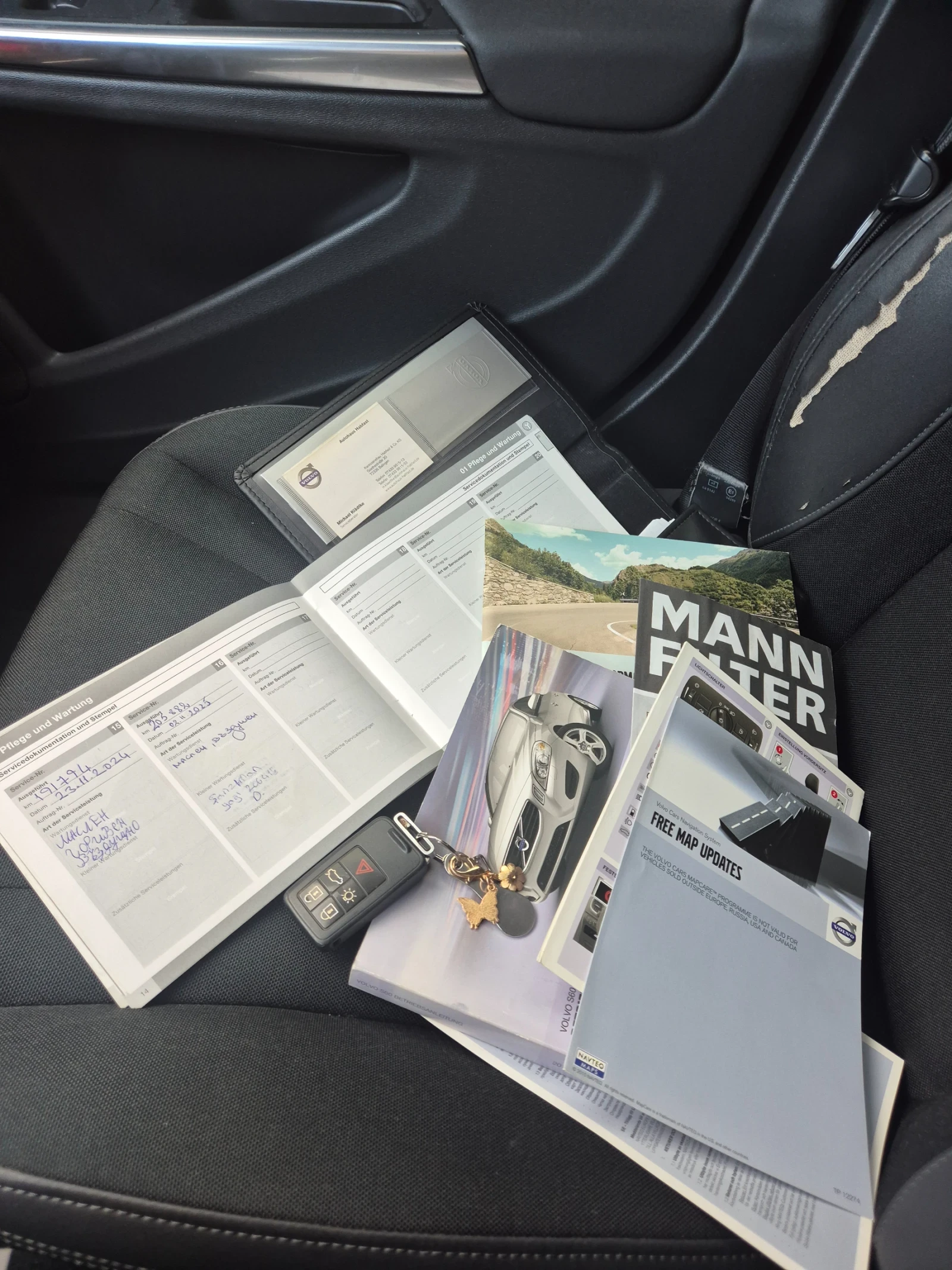 Volvo S60, снимка 16 - Автомобили и джипове - 56201033