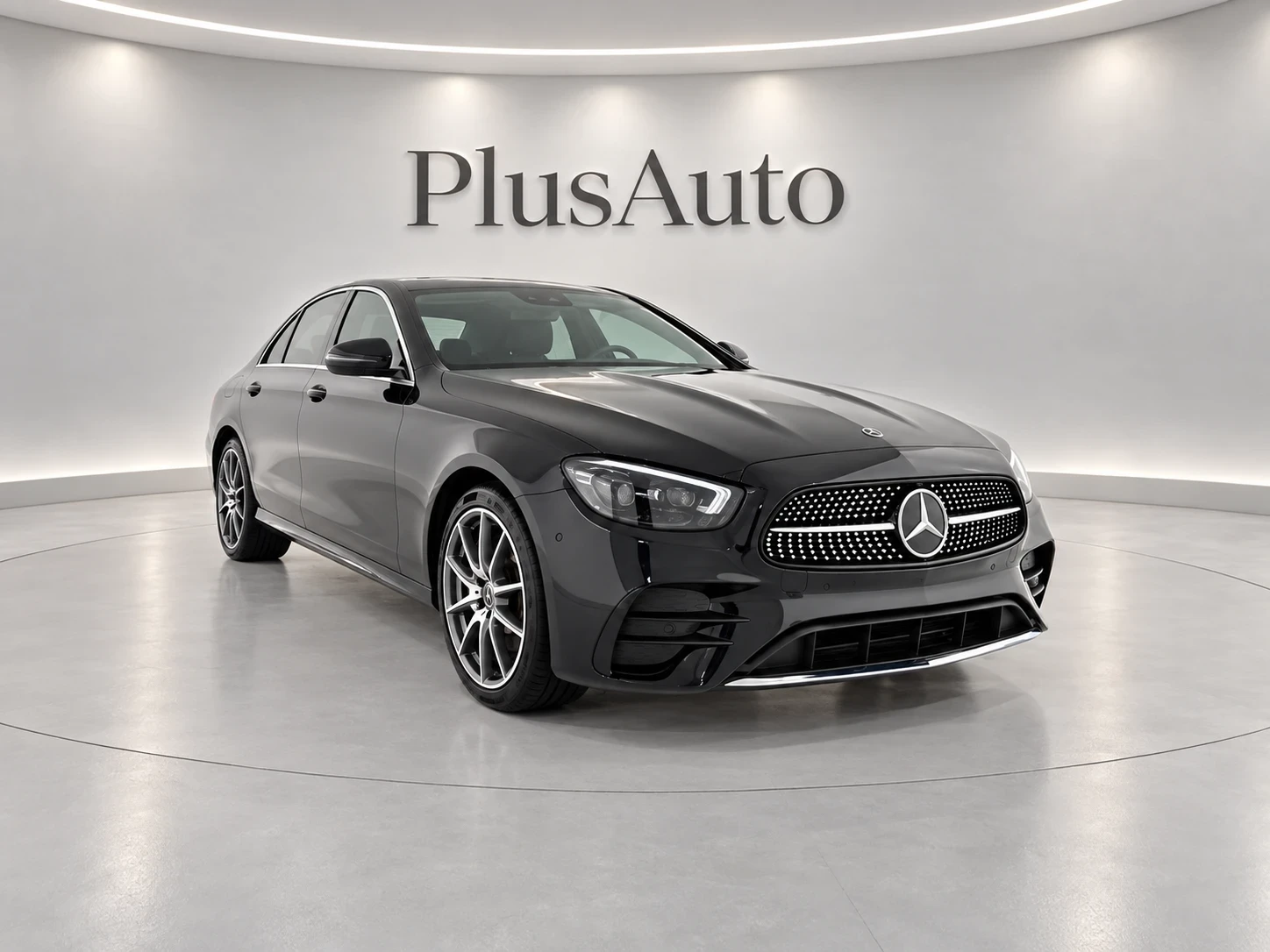 Mercedes-Benz E 300 PlugInHybrid* 22г* FACE* AMG