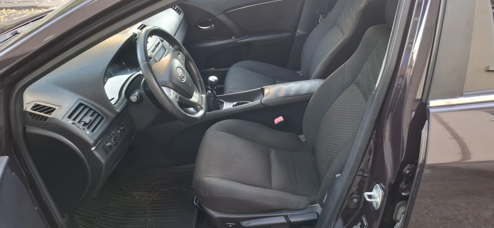 Toyota Avensis | Mobile.bg � ����������� 9