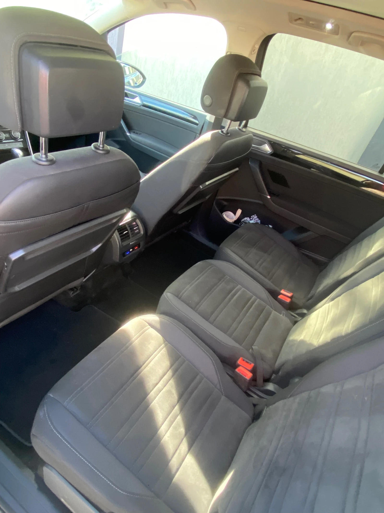 VW Touran, снимка 6 - Автомобили и джипове - 56557759