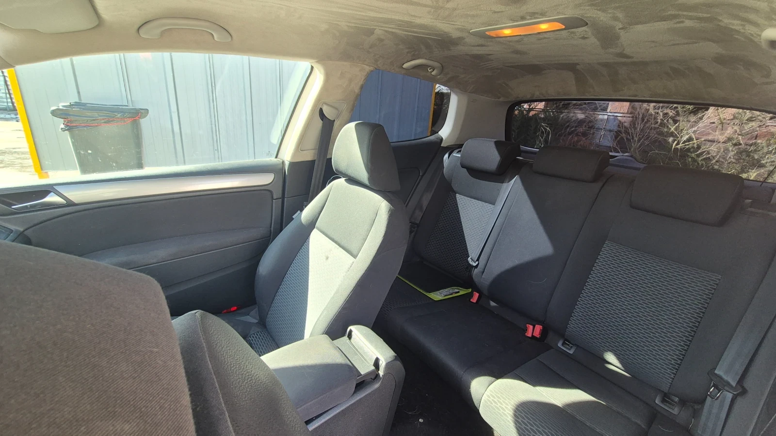 VW Golf 6 2.0 TDI 110кс, снимка 8 - Автомобили и джипове - 56577762