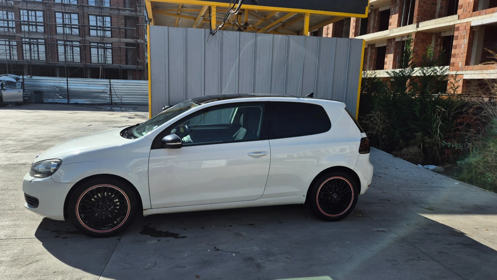 VW Golf 6 2.0 TDI 110кс, снимка 5 - Автомобили и джипове - 56577762
