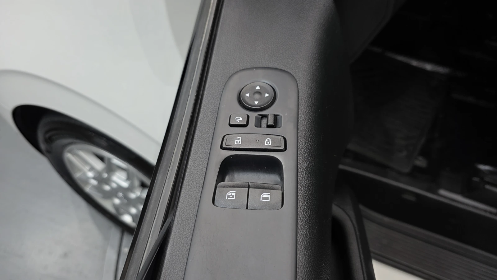 Hyundai Staria Modern BLIND SPOT ������ ����* encareu.com | Mobile.bg � ����������� 14