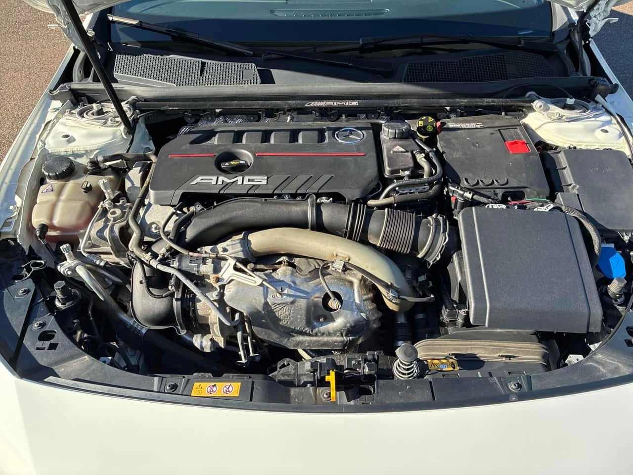 Mercedes-Benz CLA 350 AMG 4МАТIC* 360КАМЕРИ* DISTRONIC* , снимка 15 - Автомобили и джипове - 56721190