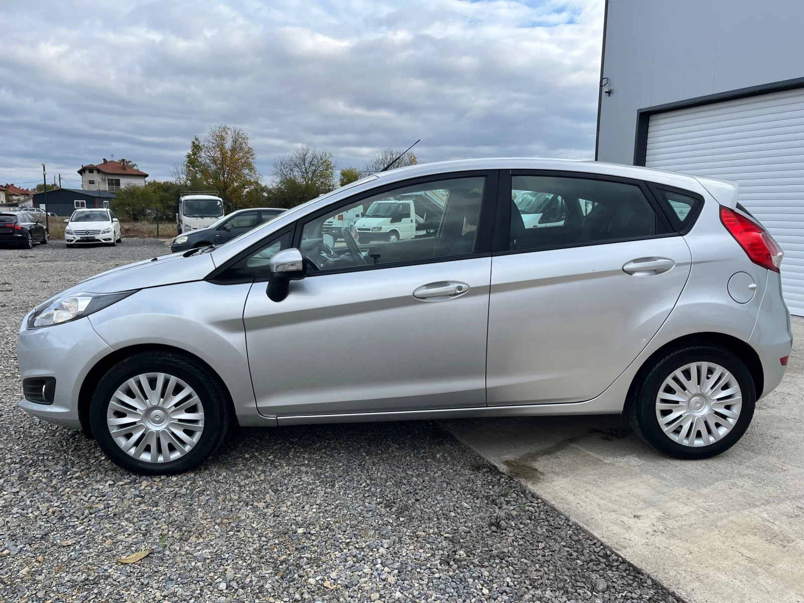 Ford Fiesta 1.4i GPL, снимка 7 - Автомобили и джипове - 56723500