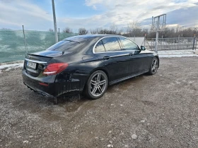 Mercedes-Benz E 220 AMG HED UP FULL, снимка 5