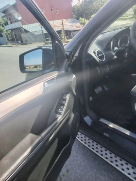Mercedes-Benz ML 320, снимка 11