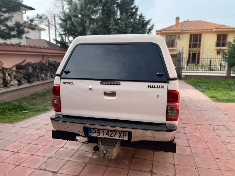 Toyota Hilux, снимка 8 - Автомобили и джипове - 47959194