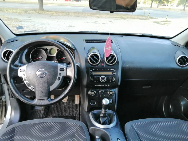 Nissan Qashqai 1.5 DCI Клима 105кс, снимка 15 - Автомобили и джипове - 47534853