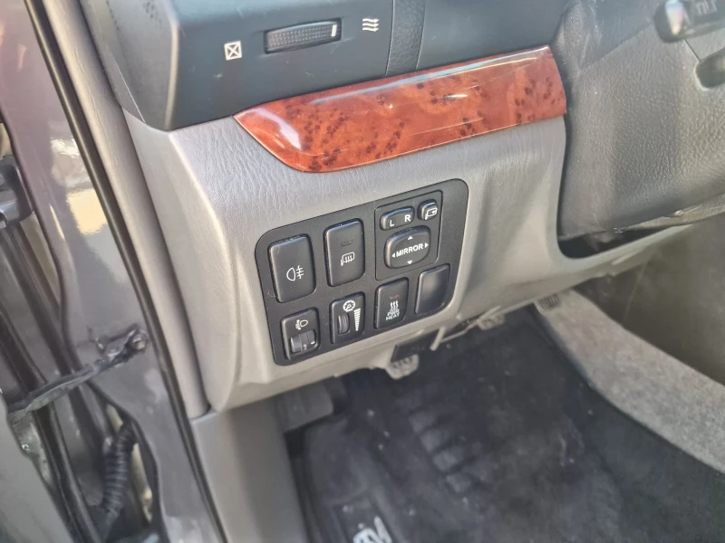 Toyota Land cruiser Швейцарски внос , снимка 15 - Автомобили и джипове - 50414502