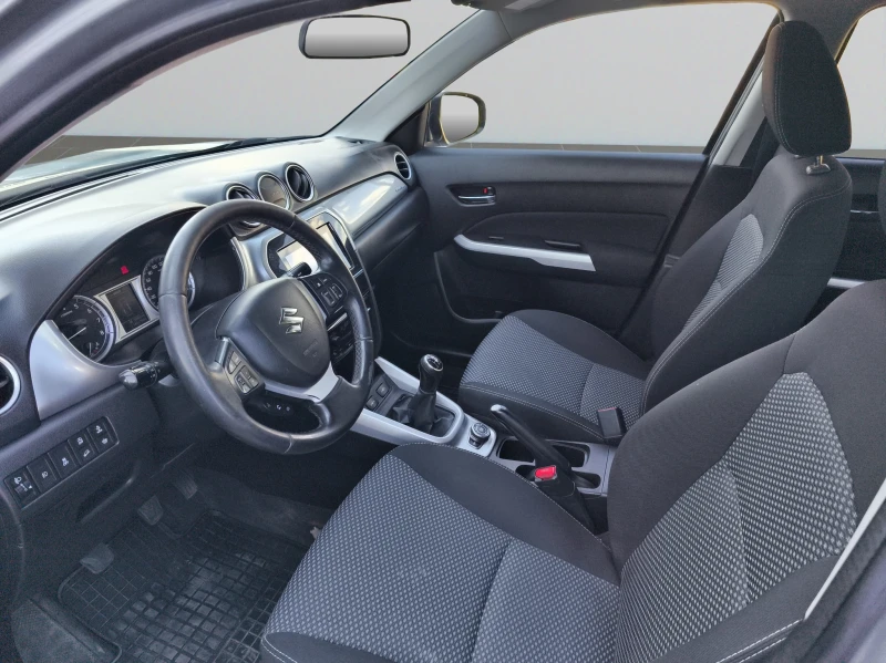 Suzuki Vitara 1.6 120hp BVM5 4X4 EURO6/1602R15, снимка 10 - Автомобили и джипове - 51119725