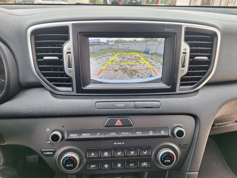 Kia Sportage 1.7d* 6ск/НАВИГАЦИЯ/КАМЕРА/ЛЕД/ЕВРО 6* , снимка 15 - Автомобили и джипове - 53059701