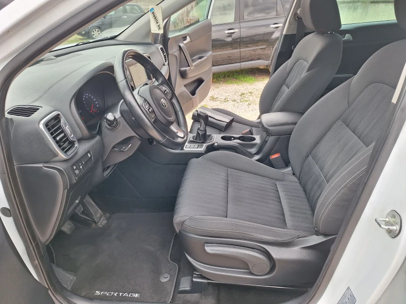 Kia Sportage 1.7d* 6ск/НАВИГАЦИЯ/КАМЕРА/ЛЕД/ЕВРО 6* , снимка 13 - Автомобили и джипове - 53059701