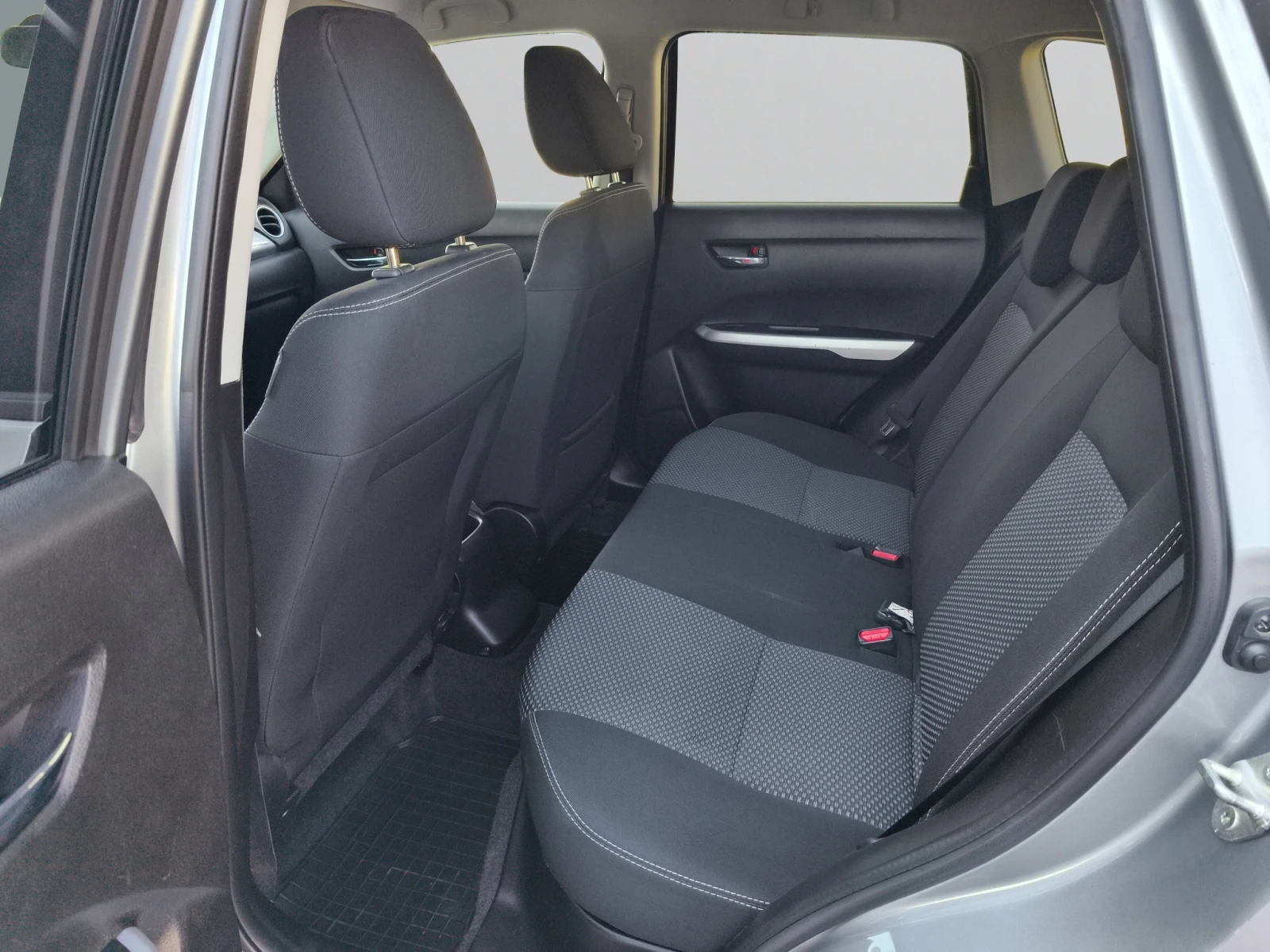 Suzuki Vitara 1.6 120hp BVM5 4X4 EURO6/1602R15 | Mobile.bg   11