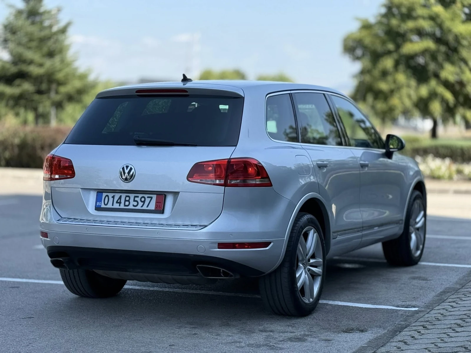 VW Touareg Реални км Сервизна  - изображение 6