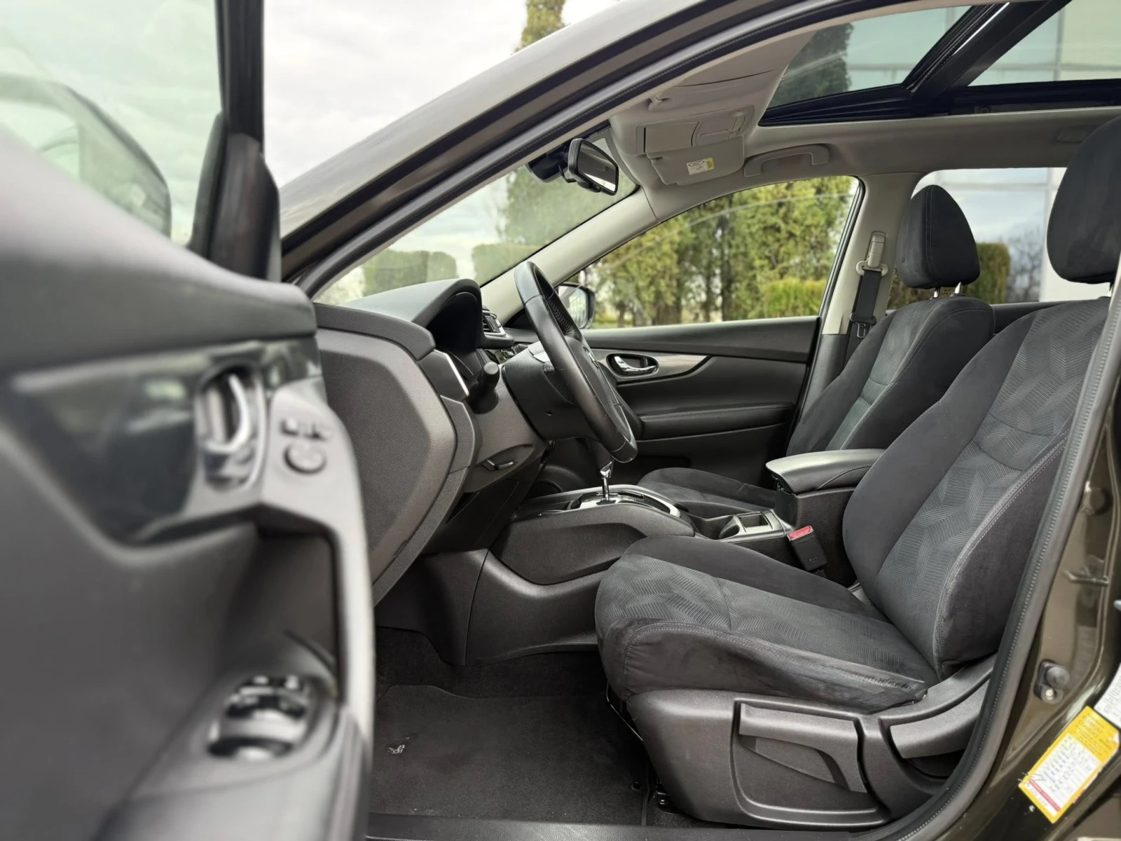 Nissan X-trail 7   | Mobile.bg   8