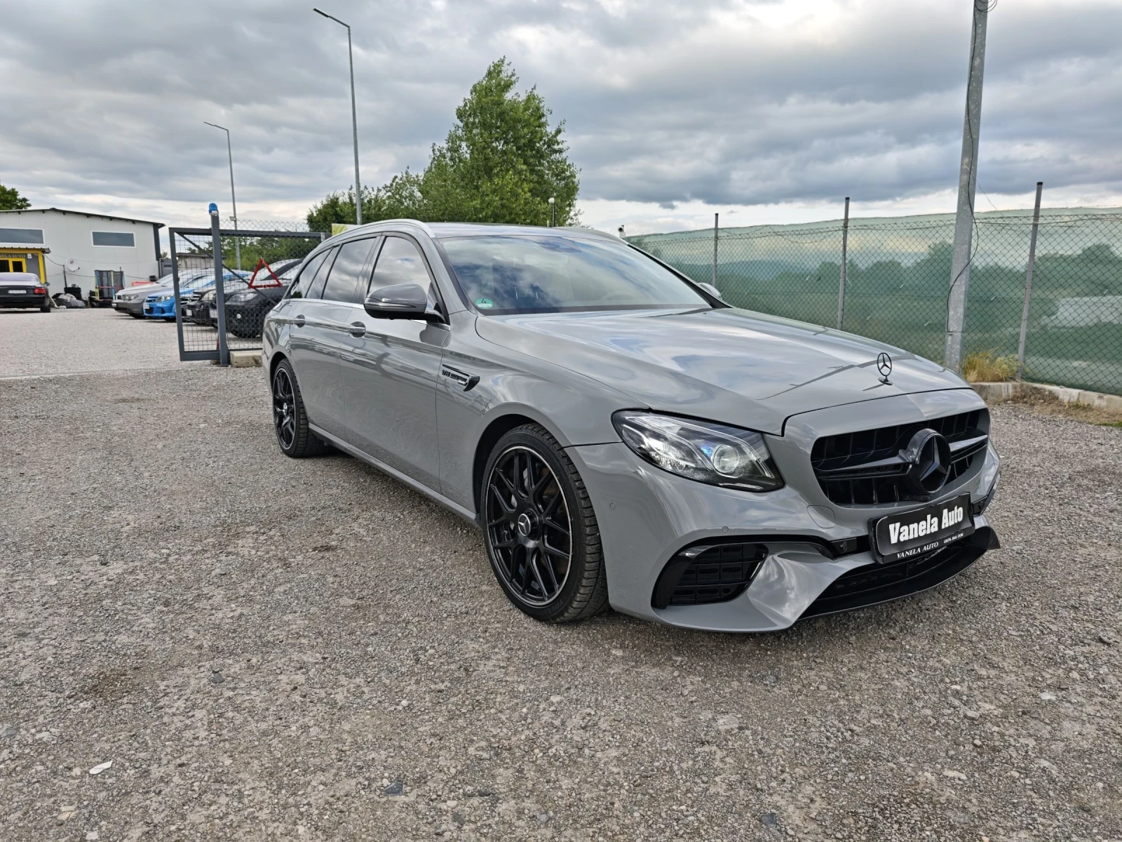 Mercedes-Benz E 350 AMG НАРДО УНИКАТ, снимка 3 - Автомобили и джипове - 53036445