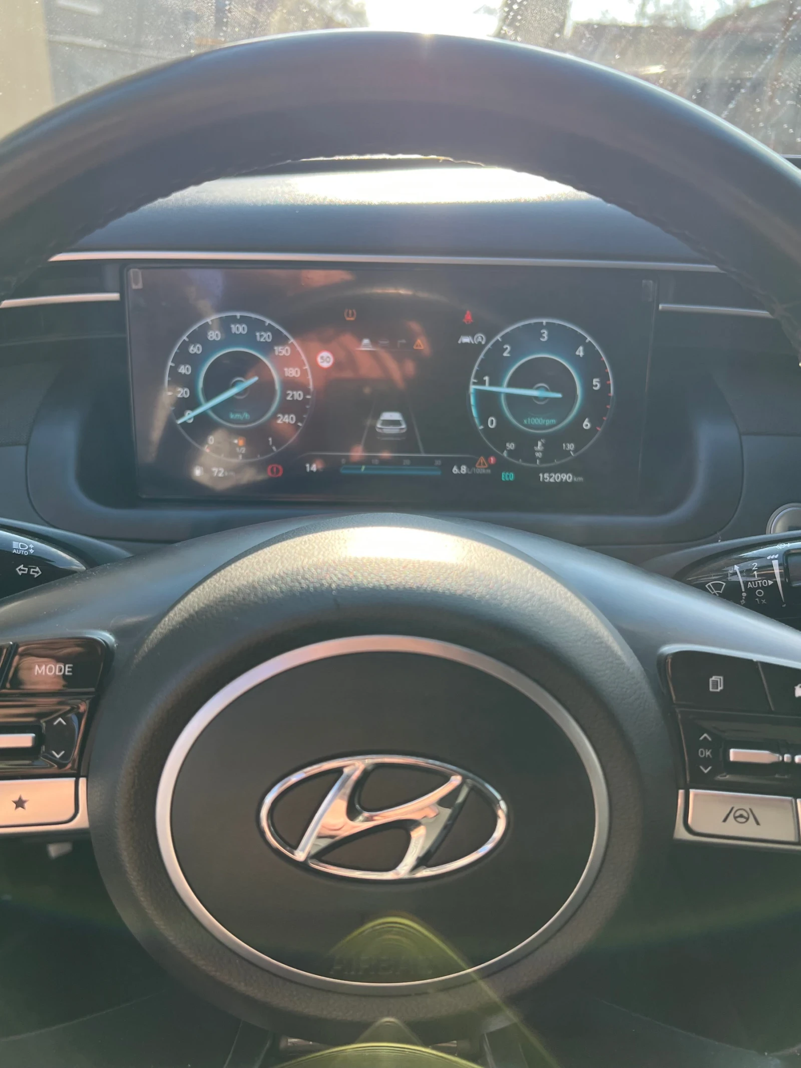Hyundai Tucson 1.6CRDi, снимка 6 - Автомобили и джипове - 54990850
