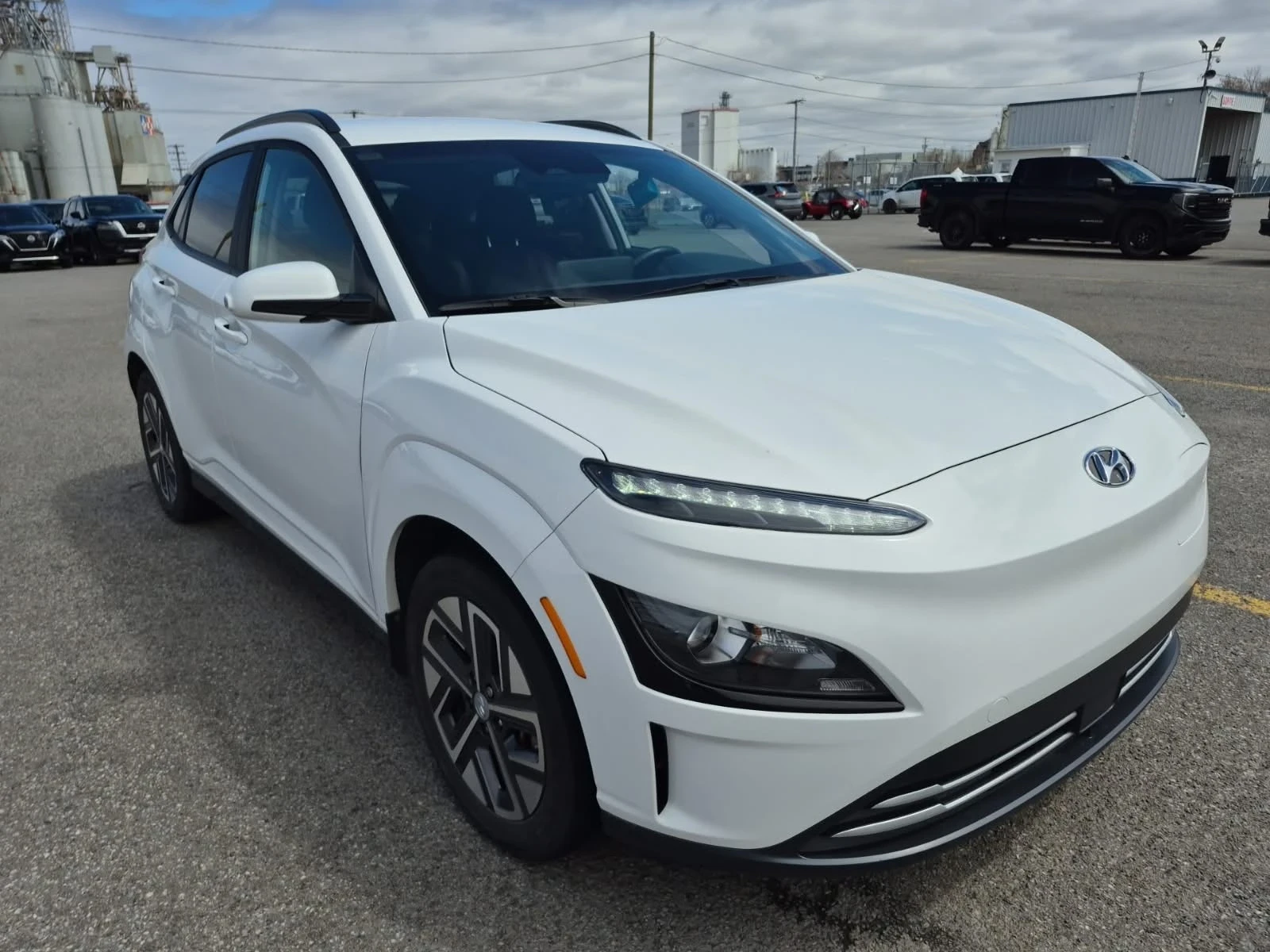 Hyundai Kona Preffered* 2ключа, снимка 2 - Автомобили и джипове - 54768200