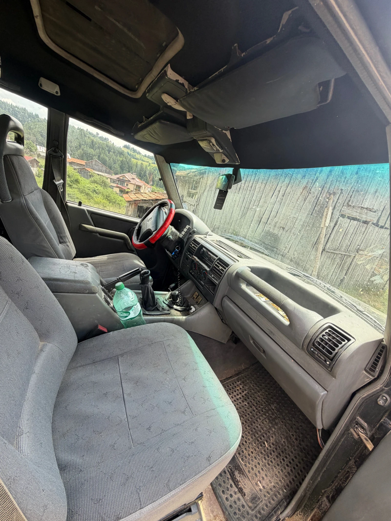 Land Rover Discovery, снимка 6 - Автомобили и джипове - 55009569