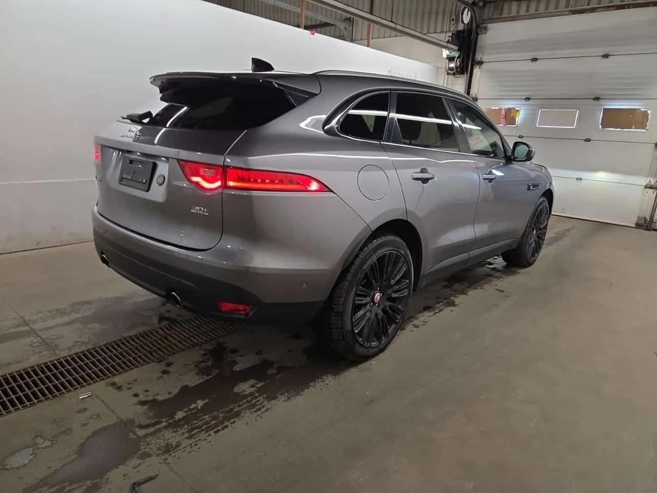 Jaguar F-PACE * 30t AWD Prestige* ���������� ��� ������������*  | Mobile.bg � ����������� 4