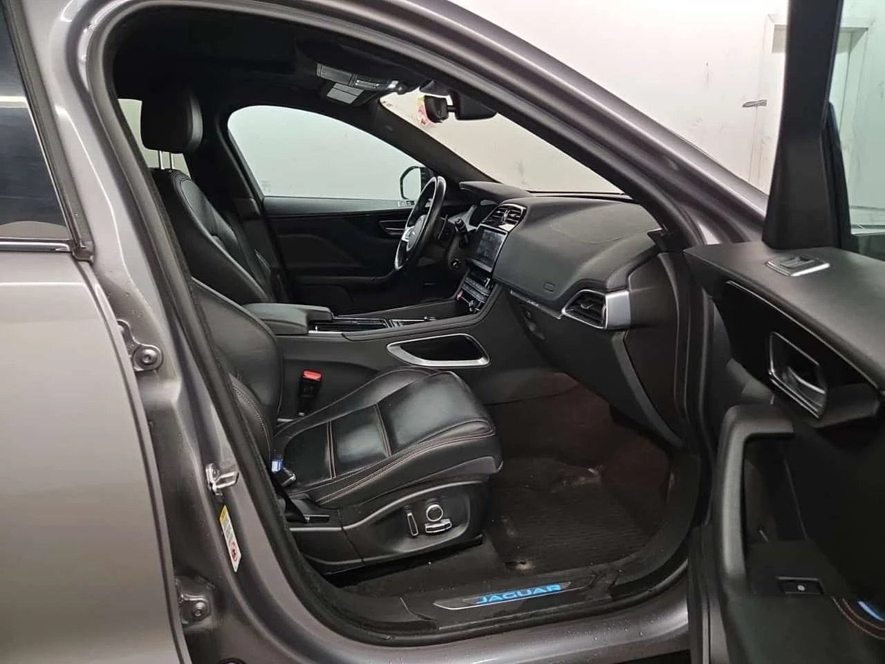 Jaguar F-PACE * 30t AWD Prestige* ���������� ��� ������������*  | Mobile.bg � ����������� 16