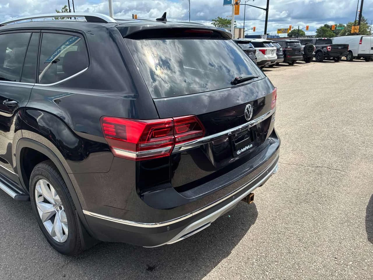 VW Atlas * Highline * CARFAX * БЕЗ ПЪРВОНАЧАЛНА ВНОСКА, снимка 4 - Автомобили и джипове - 55662932