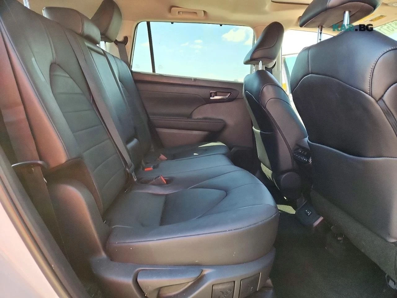 Toyota Highlander, снимка 11 - Автомобили и джипове - 56689989