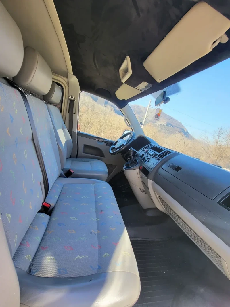 VW T5 1.9 TDI 105 К.С 5+ 1, снимка 11 - Бусове и автобуси - 48872024