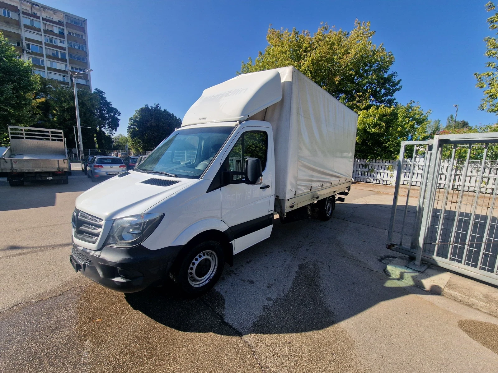 Mercedes-Benz Sprinter 319 Клима  4.23м падащ борд, снимка 1