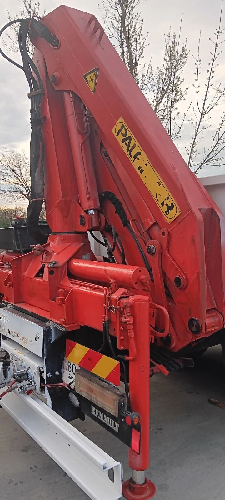 Renault Premium  - изображение 10