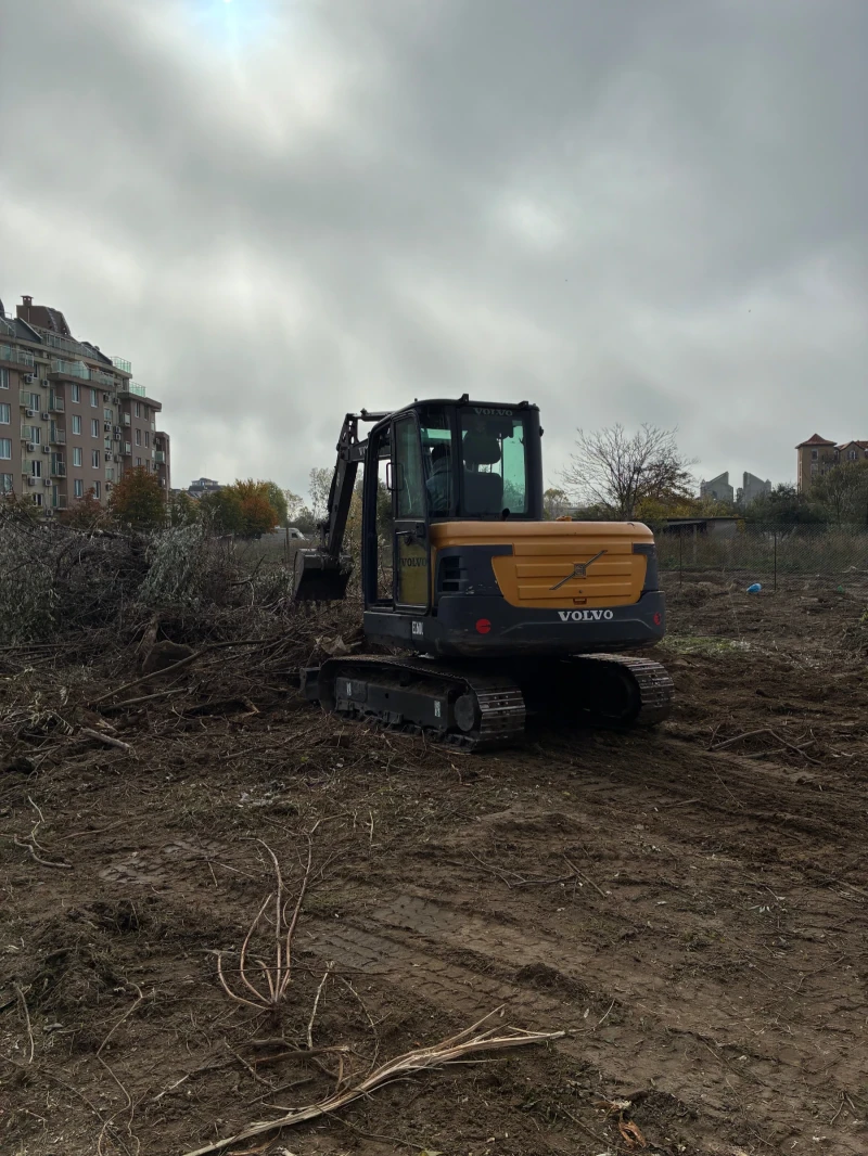 Багер Volvo EC60C