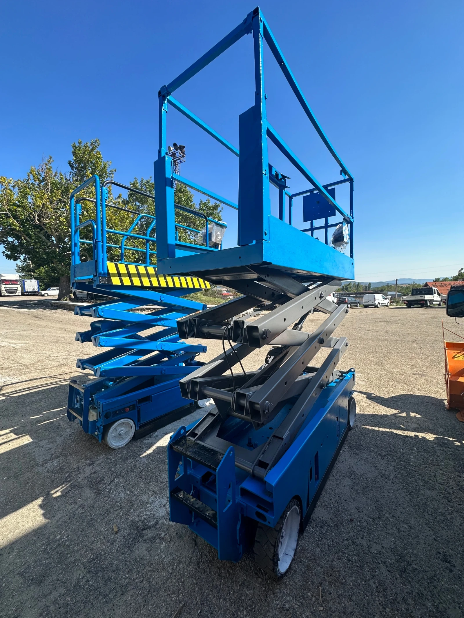  UpRight MX19 | Mobile.bg   1