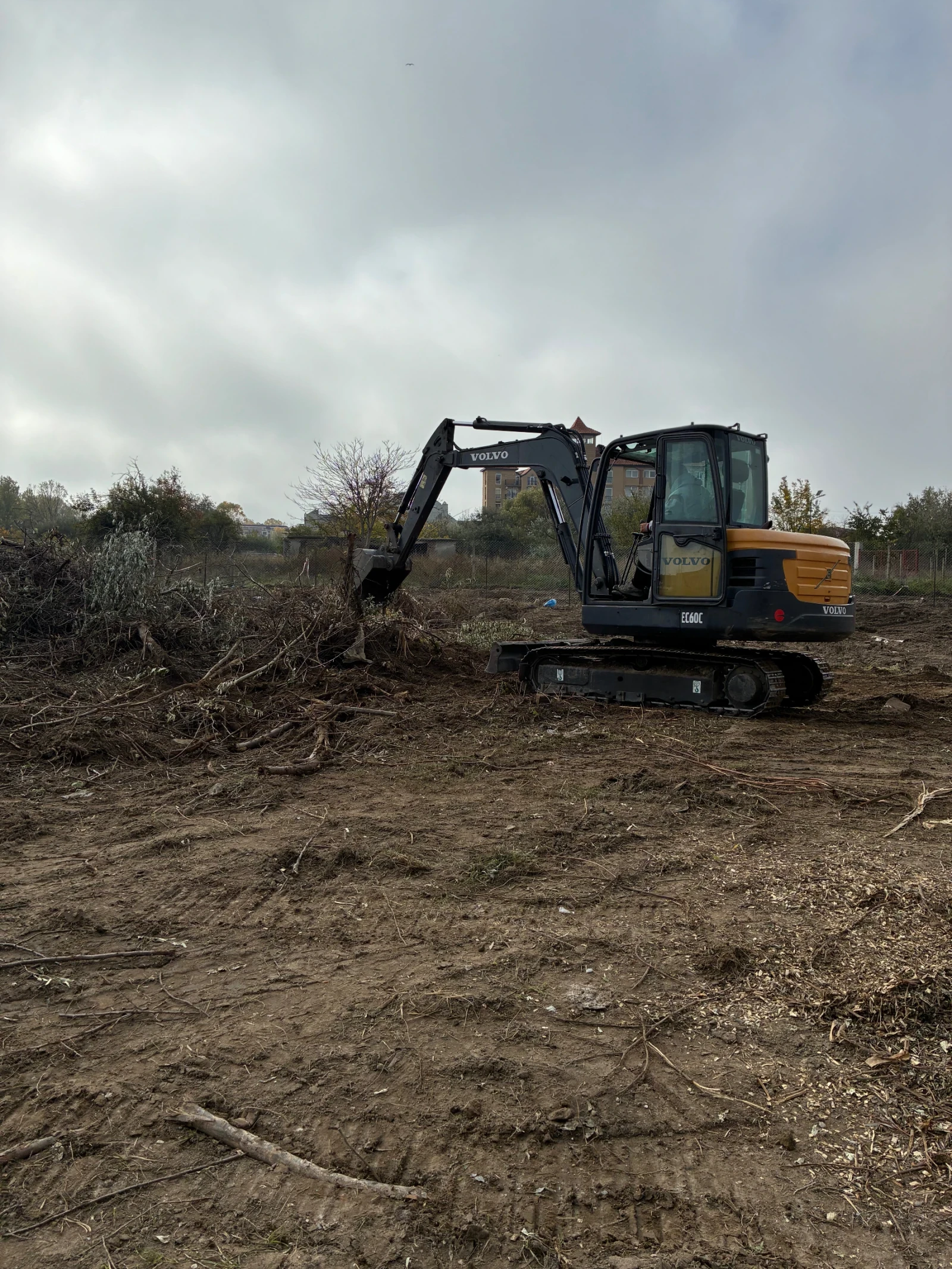 Багер Volvo EC60C - изображение 2