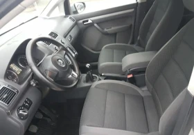 VW Touran 1.6 TDi 7 Местен, снимка 15