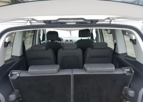 VW Touran 1.6 TDi 7 Местен, снимка 12