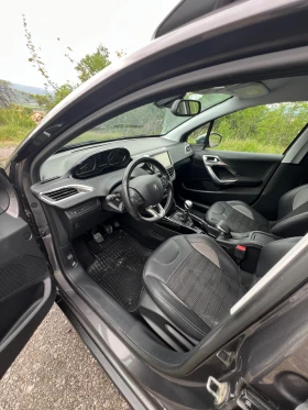 Peugeot 2008 1.2 PureTech 131КС ALLURE EURO6B, снимка 9
