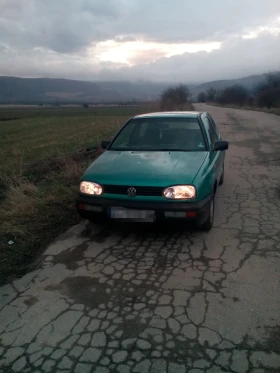 ������ VW Golf