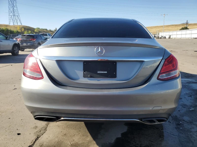 Mercedes-Benz C 300 2.0L 4 All wheel drive, снимка 7 - Автомобили и джипове - 48396077