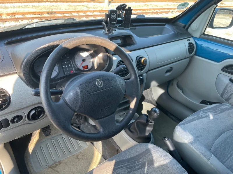 Renault Kangoo, снимка 15 - Автомобили и джипове - 49231043