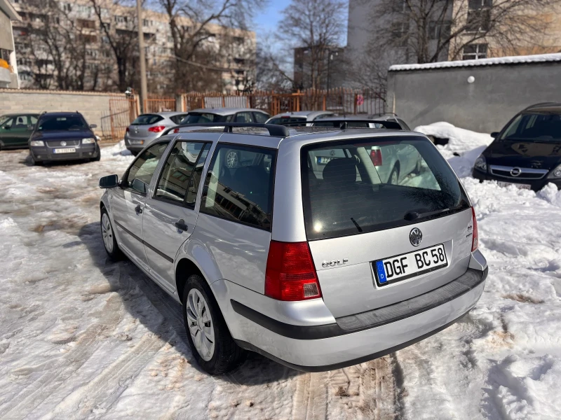 VW Golf Variant 2.0I Метан, снимка 4 - Автомобили и джипове - 49298811