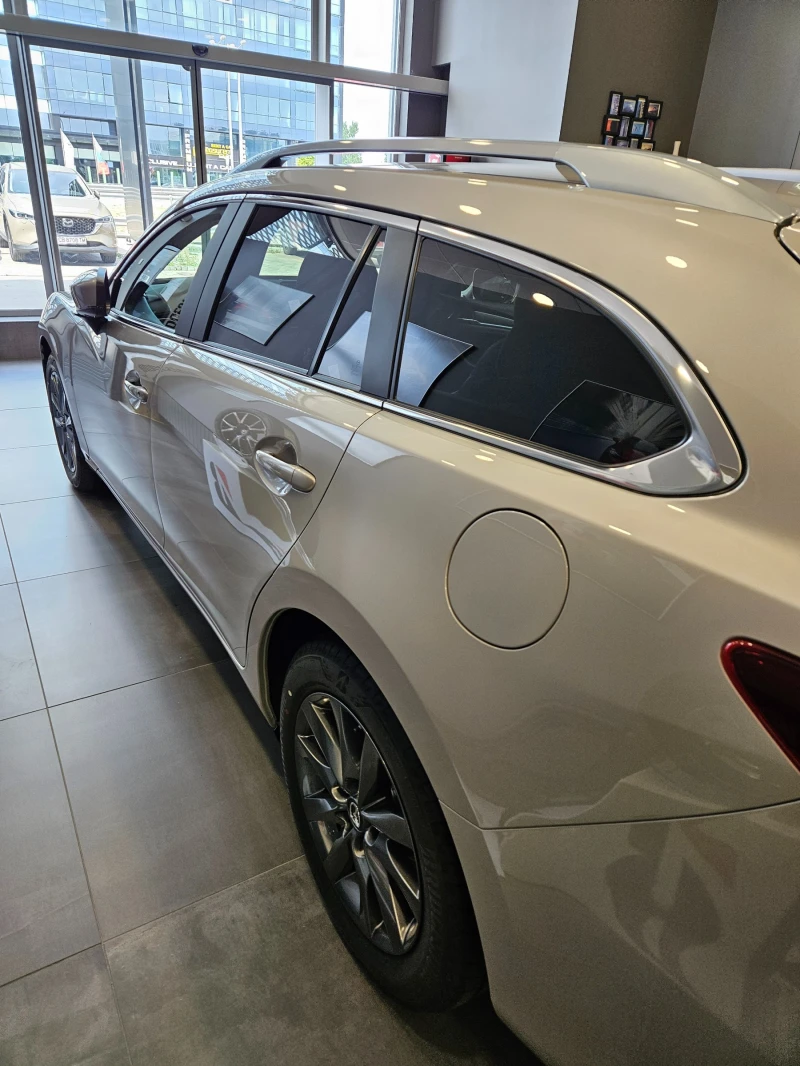Mazda 6 2.0 L SKYACTIVE-G KOMBI, снимка 4 - Автомобили и джипове - 52508030