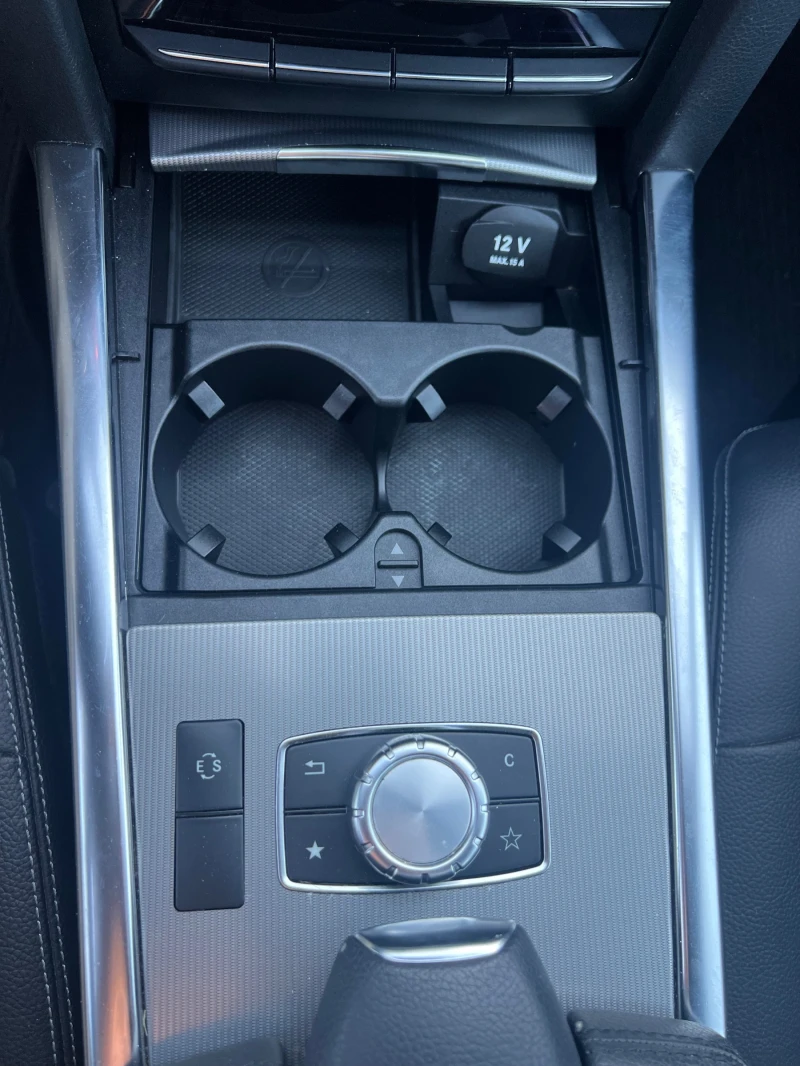 Mercedes-Benz E 220 100 000 km!!!, снимка 6 - Автомобили и джипове - 52383461