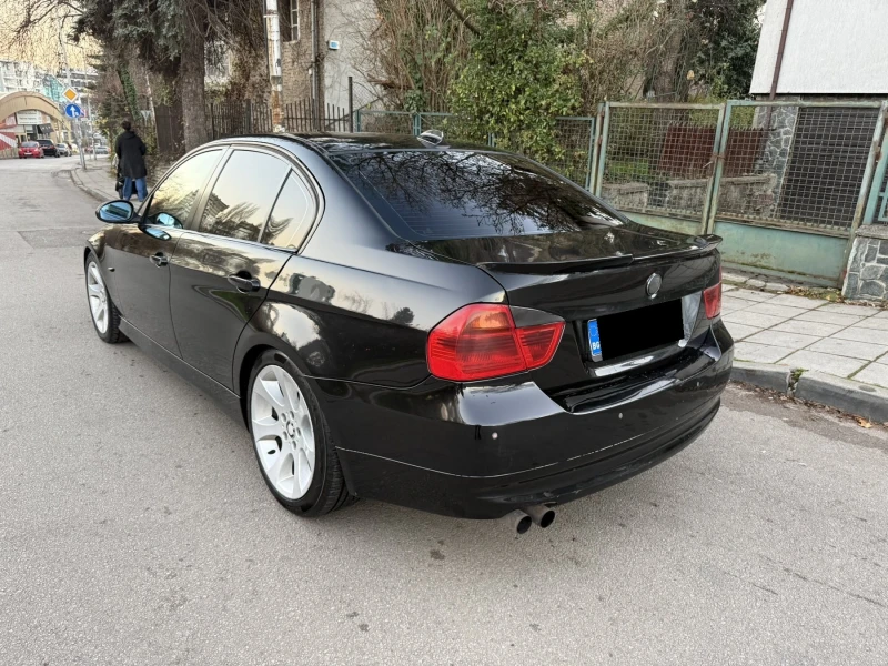 BMW 330 i , снимка 5 - Автомобили и джипове - 52739504