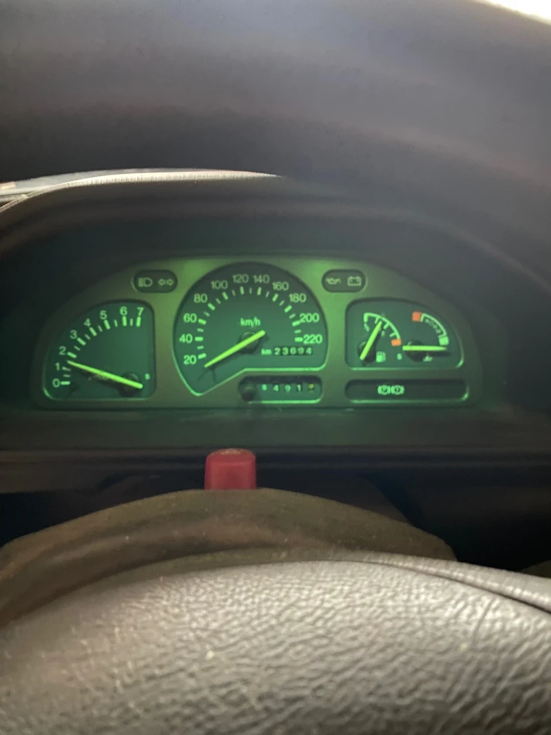 Ford Fiesta 1.3, снимка 6 - Автомобили и джипове - 52884351