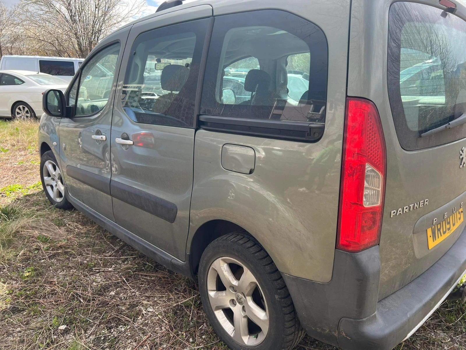 Peugeot Partner Tepee 1.6 HDI  - изображение 5