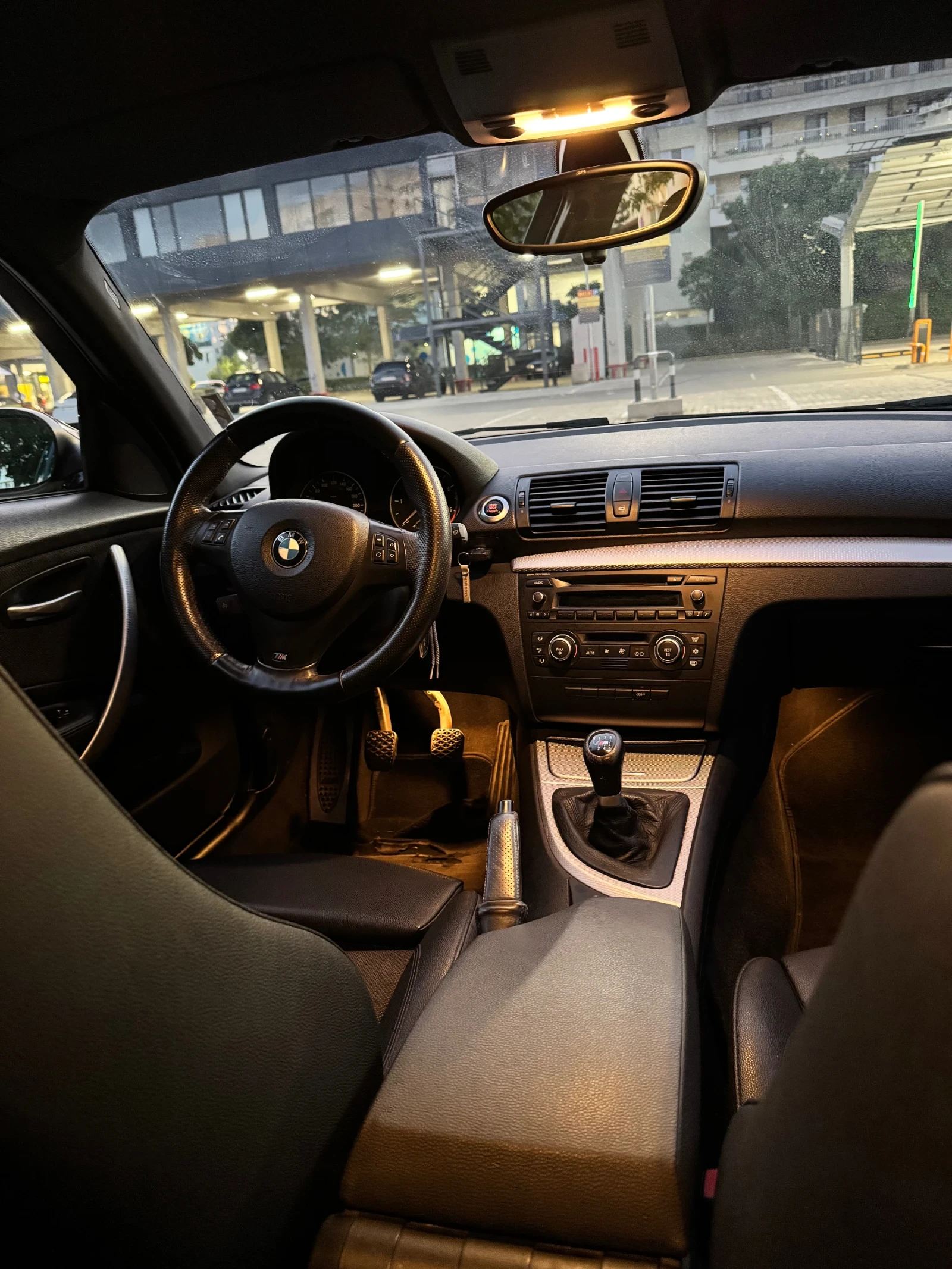 BMW 118 2.0d Pack M - изображение 6